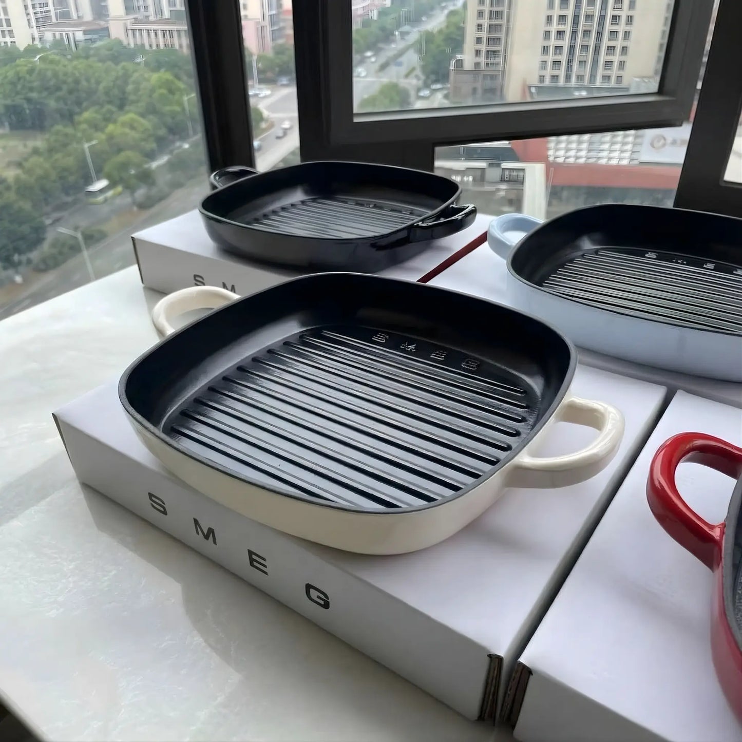 SMEG Poêle Grill en Fonte